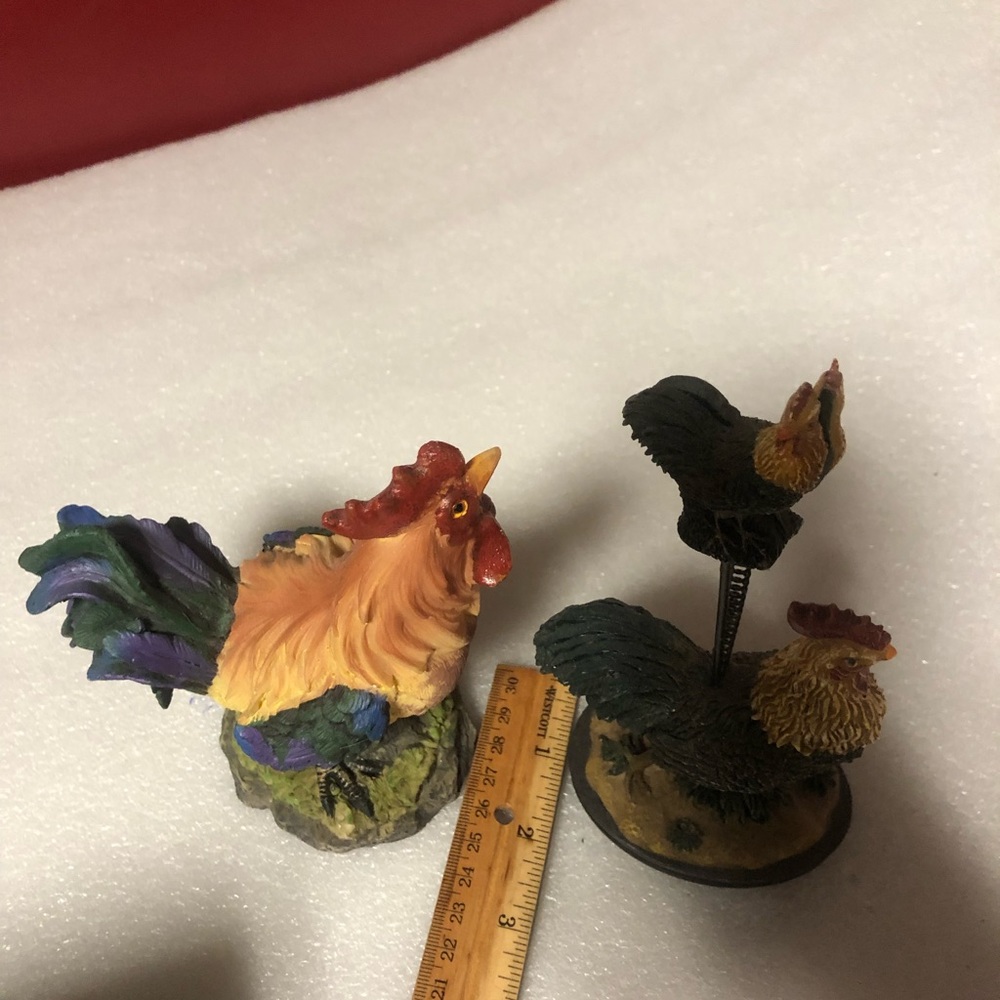 Vintage Rosters collection-3 pieces.Ceramic - Picture 9 of 15